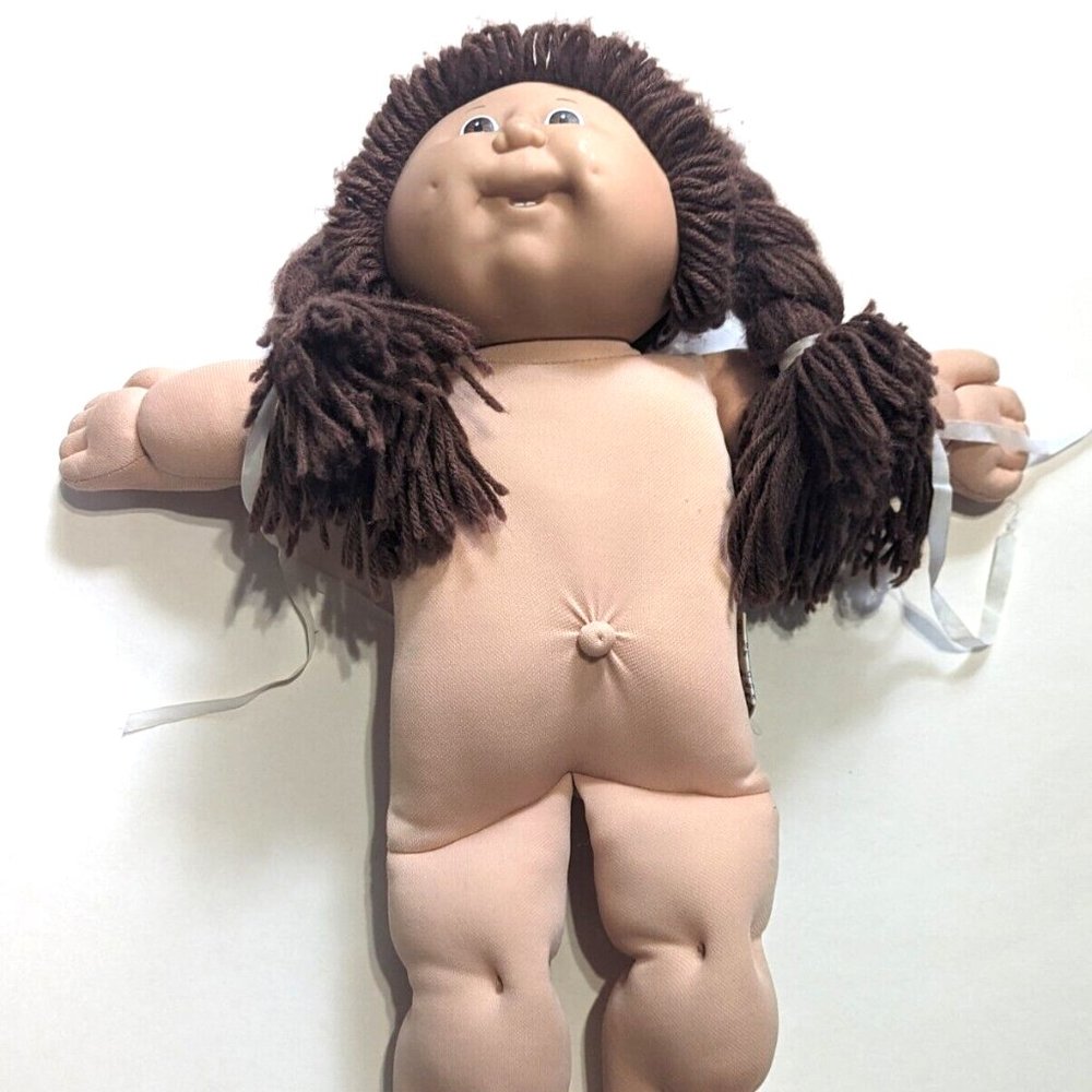 Vintage 1978 Cabbage Patch Doll Brown Hair BrownEyes Girl Doll no clothes